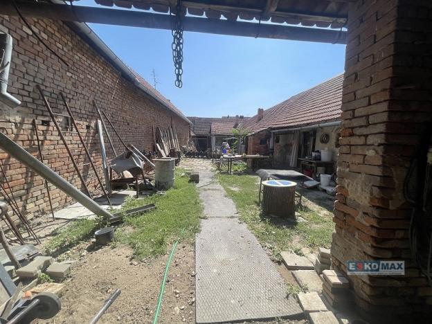 Prodej rodinného domu, Šakvice, Hlavní, 200 m2