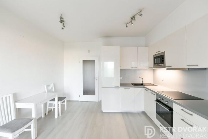 Prodej bytu 1+kk, Praha - Letňany, Hlučkova, 32 m2