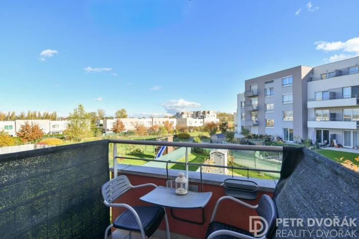 Prodej bytu 1+kk, Praha - Letňany, Hlučkova, 32 m2