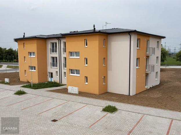 Prodej bytu 1+kk, Nehvizdy, 38 m2