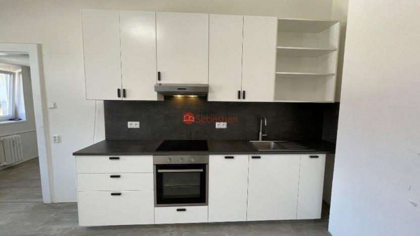 Pronájem bytu 1+kk, Praha - Nové Město, Zlatnická, 39 m2