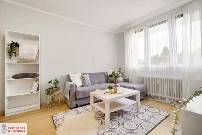 Prodej bytu 3+1, Lubenec, Pražská, 69 m2