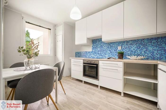 Prodej bytu 3+1, Lubenec, Pražská, 69 m2