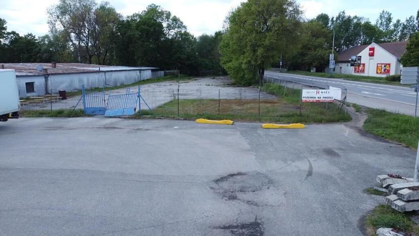 Prodej komerčního pozemku, Břeclav, třída 1. máje, 3300 m2