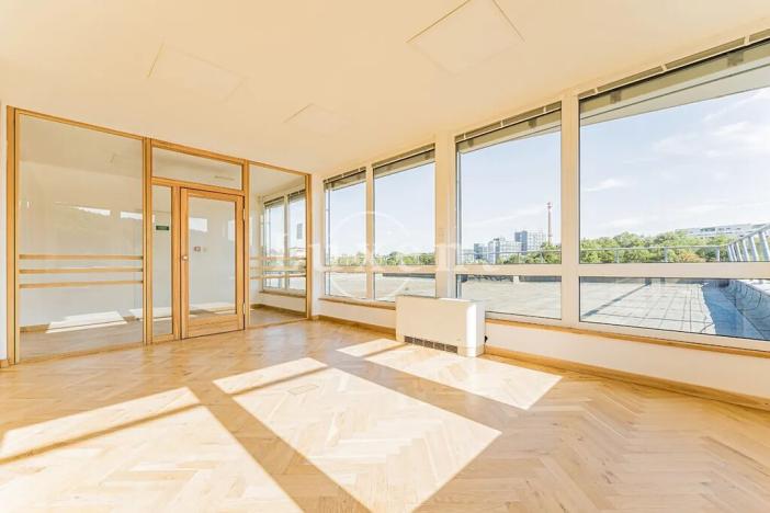 Pronájem kanceláře, Praha - Košíře, Jinonická, 257 m2