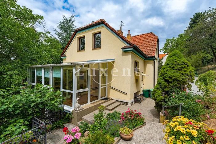 Prodej vily, Praha - Modřany, Na Floře, 239 m2