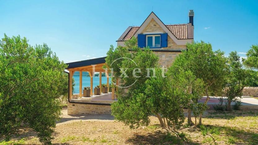 Prodej vily, Šibenik, Chorvatsko, 105 m2