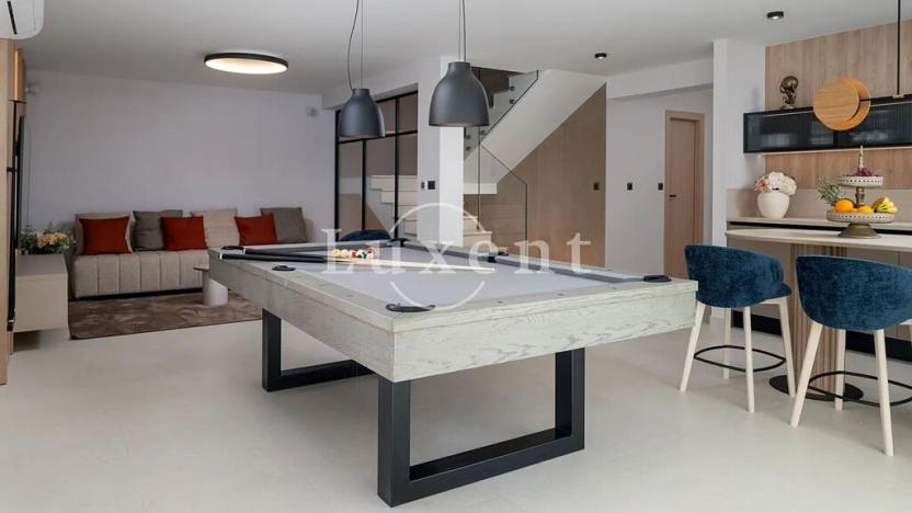 Prodej vily, Split, Chorvatsko, 320 m2