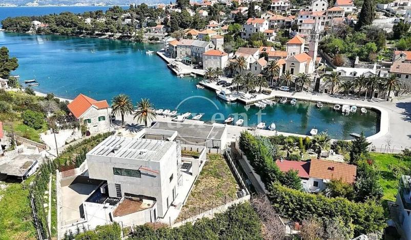 Prodej vily, Supetar, Chorvatsko, 370 m2