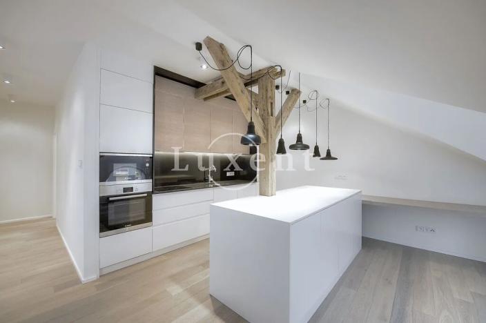 Pronájem bytu 3+kk, Praha - Vinohrady, náměstí Jiřího z Poděbrad, 93 m2