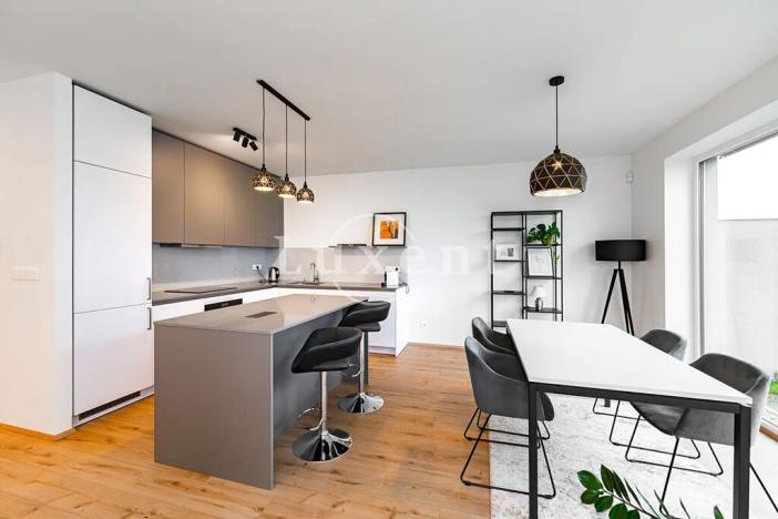 Prodej rodinného domu, Chýně, Cenomanská, 174 m2