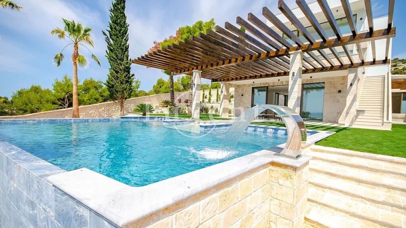 Prodej vily, Rogoznica, Chorvatsko, 460 m2