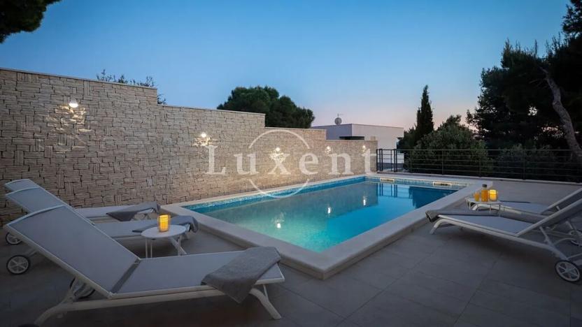 Prodej vily, Bol, Chorvatsko, 165 m2