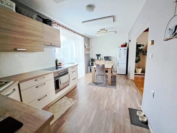 Prodej rodinného domu, Břest, 200 m2