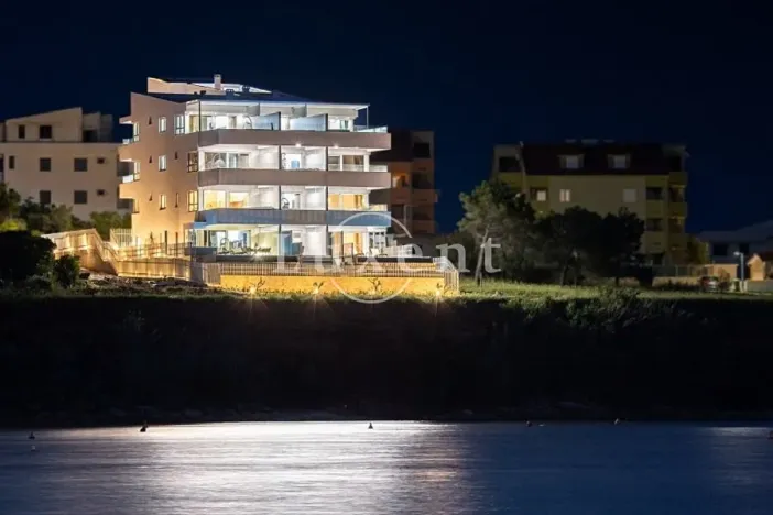 Prodej bytu 3+kk, Pag, Chorvatsko, 120 m2