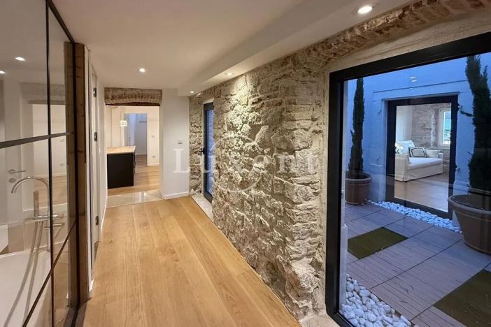 Prodej bytu 5+kk, Šibenik, Chorvatsko, 155 m2