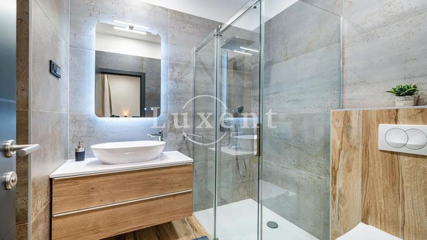 Prodej vily, Zadar, Chorvatsko, 256 m2