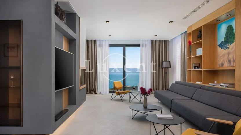 Prodej vily, Omiš, Chorvatsko, 298 m2