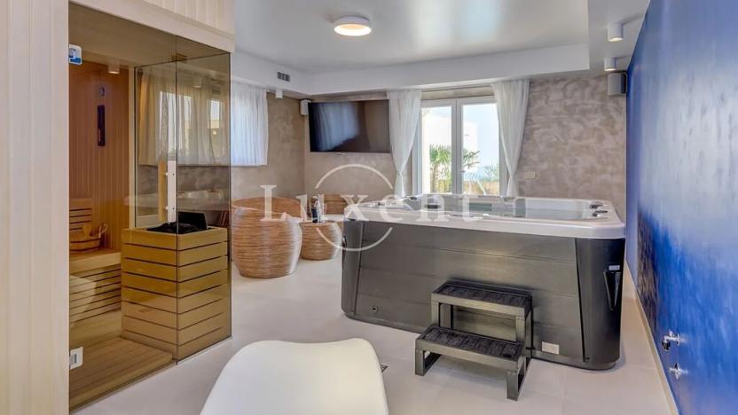 Prodej vily, Rogoznica, Chorvatsko, 420 m2