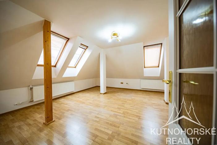 Prodej bytu 1+kk, Kutná Hora, Václavské náměstí, 36 m2