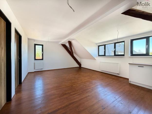 Pronájem bytu 3+kk, Osek, Tovární, 66 m2