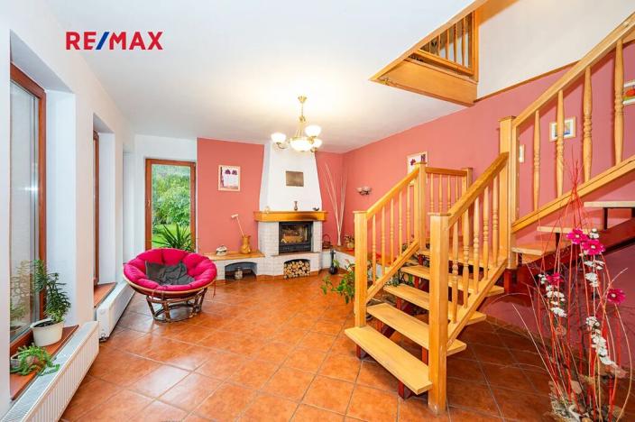 Prodej rodinného domu, Uhřice, 380 m2