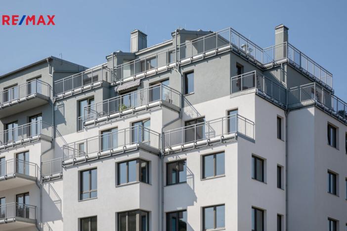 Prodej bytu 3+kk, Karlovy Vary, Šumavská, 67 m2