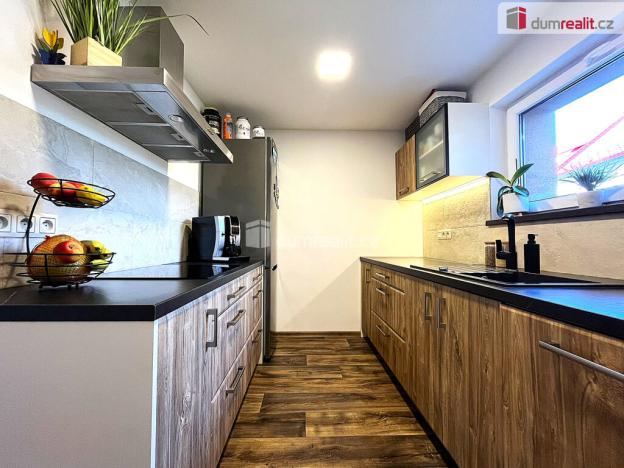 Prodej rodinného domu, Cheb - Horní Dvory, 140 m2