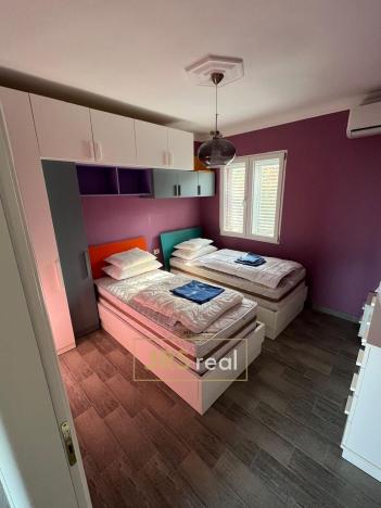 Prodej bytu 2+1, Durrës, Albánie, 75 m2