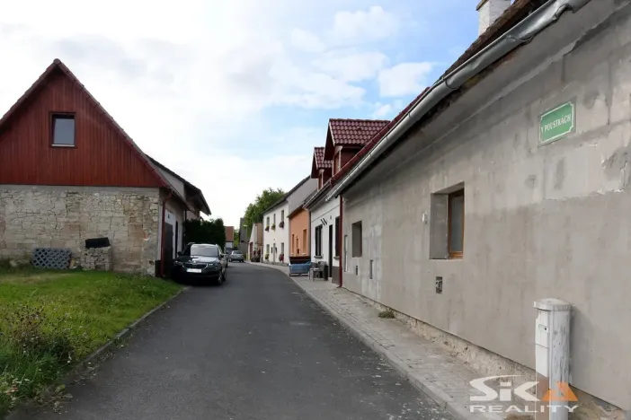 Prodej rodinného domu, Líšťany, V Poustkách, 67 m2