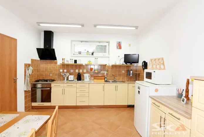 Prodej rodinného domu, Líšťany, V Poustkách, 67 m2