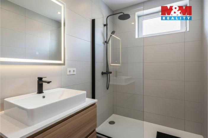 Prodej bytu 3+1, Janská, 58 m2