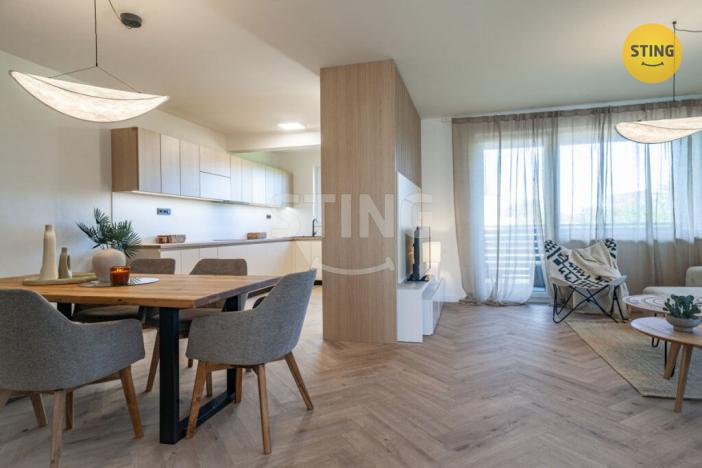 Pronájem rodinného domu, Petrovice u Karviné, 242 m2