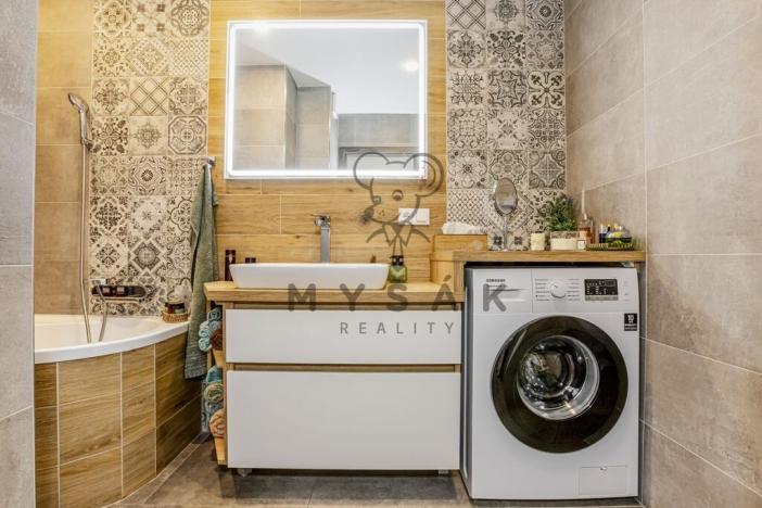 Prodej bytu 3+1, České Budějovice - České Budějovice 3, Budivojova, 68 m2