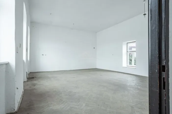 Prodej činžovního domu, Polná, Husovo náměstí, 654 m2