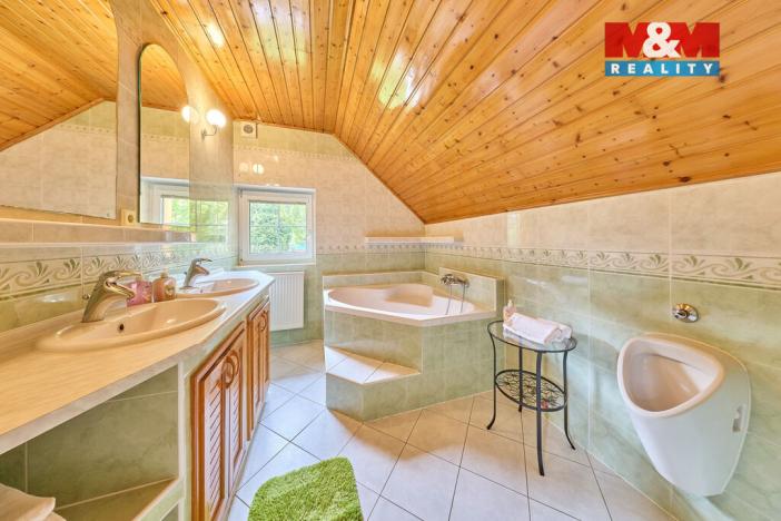 Prodej rodinného domu, Chvaleč - Petříkovice, 235 m2
