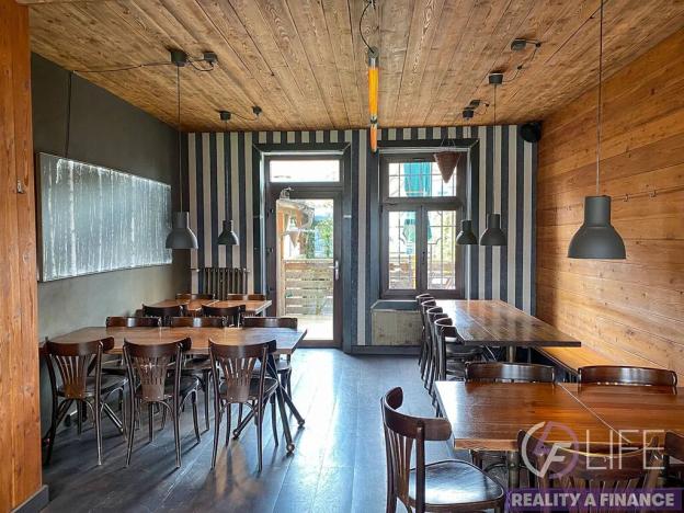 Prodej obchodního prostoru, Vrchlabí, Českých bratří, 1200 m2