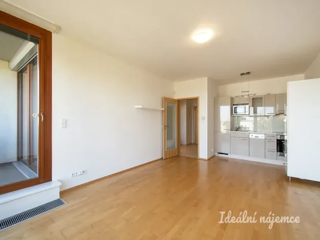 Pronájem bytu 2+kk, Praha - Smíchov, Štorkánova, 53 m2