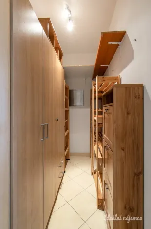 Pronájem bytu 2+kk, Praha - Smíchov, Štorkánova, 53 m2