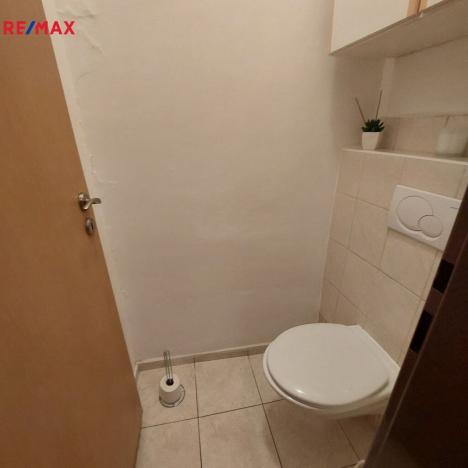 Pronájem obchodního prostoru, Olomouc, Šemberova, 99 m2