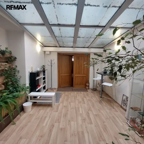 Pronájem obchodního prostoru, Olomouc, Šemberova, 99 m2