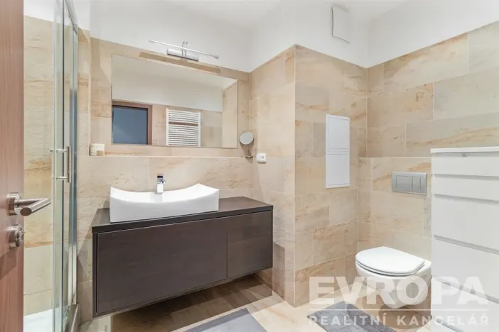 Prodej bytu 2+kk, Praha - Horní Měcholupy, Hornoměcholupská, 49 m2