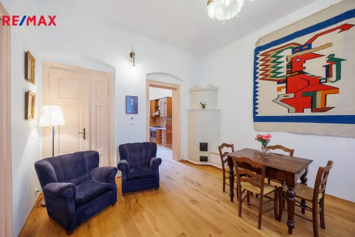 Pronájem bytu 4+1, Karlovy Vary, Jaltská, 108 m2