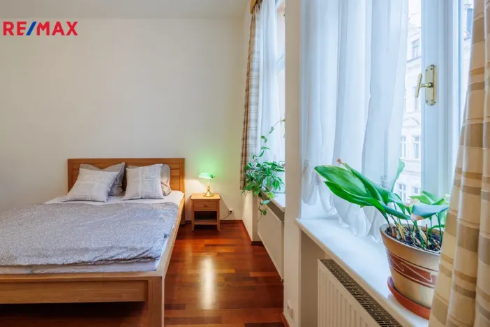 Pronájem bytu 4+1, Karlovy Vary, Jaltská, 108 m2