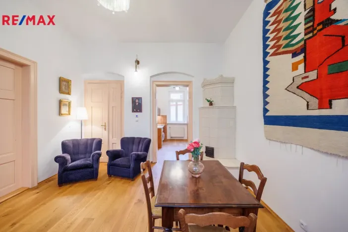 Pronájem bytu 4+1, Karlovy Vary, Jaltská, 108 m2