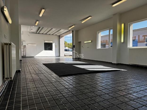 Pronájem výrobních prostor, Chomutov, 147 m2