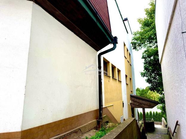 Prodej činžovního domu, Bystré, nám. Na podkově, 899 m2