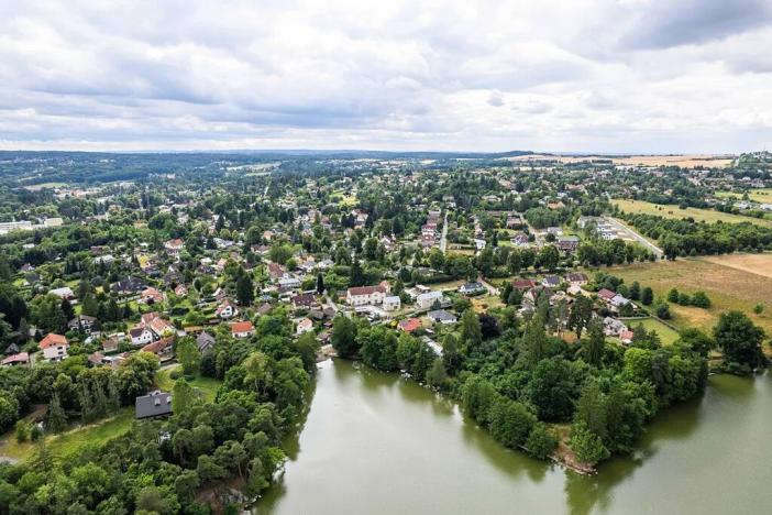 Prodej komerční nemovitosti, Kamenice, Safírová, 800 m2