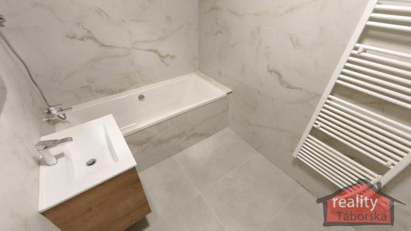 Prodej bytu 2+kk, Nupaky, Nupacká, 60 m2