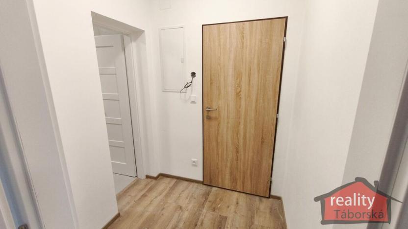 Prodej bytu 2+kk, Nupaky, Nupacká, 60 m2